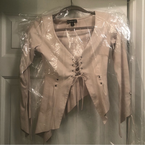 Bebe tie front top XS - Picture 8 of 8